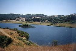That island looks like a perfect spot for lunch. Too bad there aren't any kayaks around.